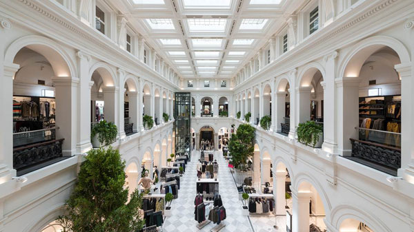 H&M in Melbourne, Australia