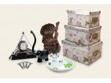 Mercato KftLee's Kft.